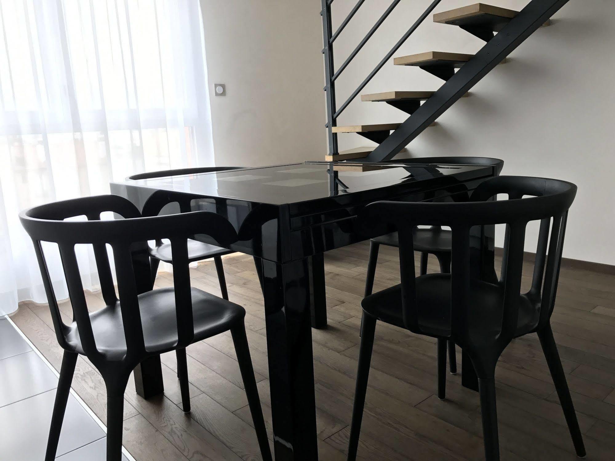 Les Appartements Paris Clichy Екстер'єр фото