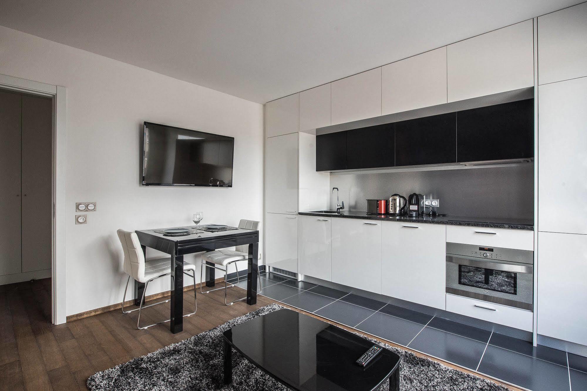 Les Appartements Paris Clichy Екстер'єр фото